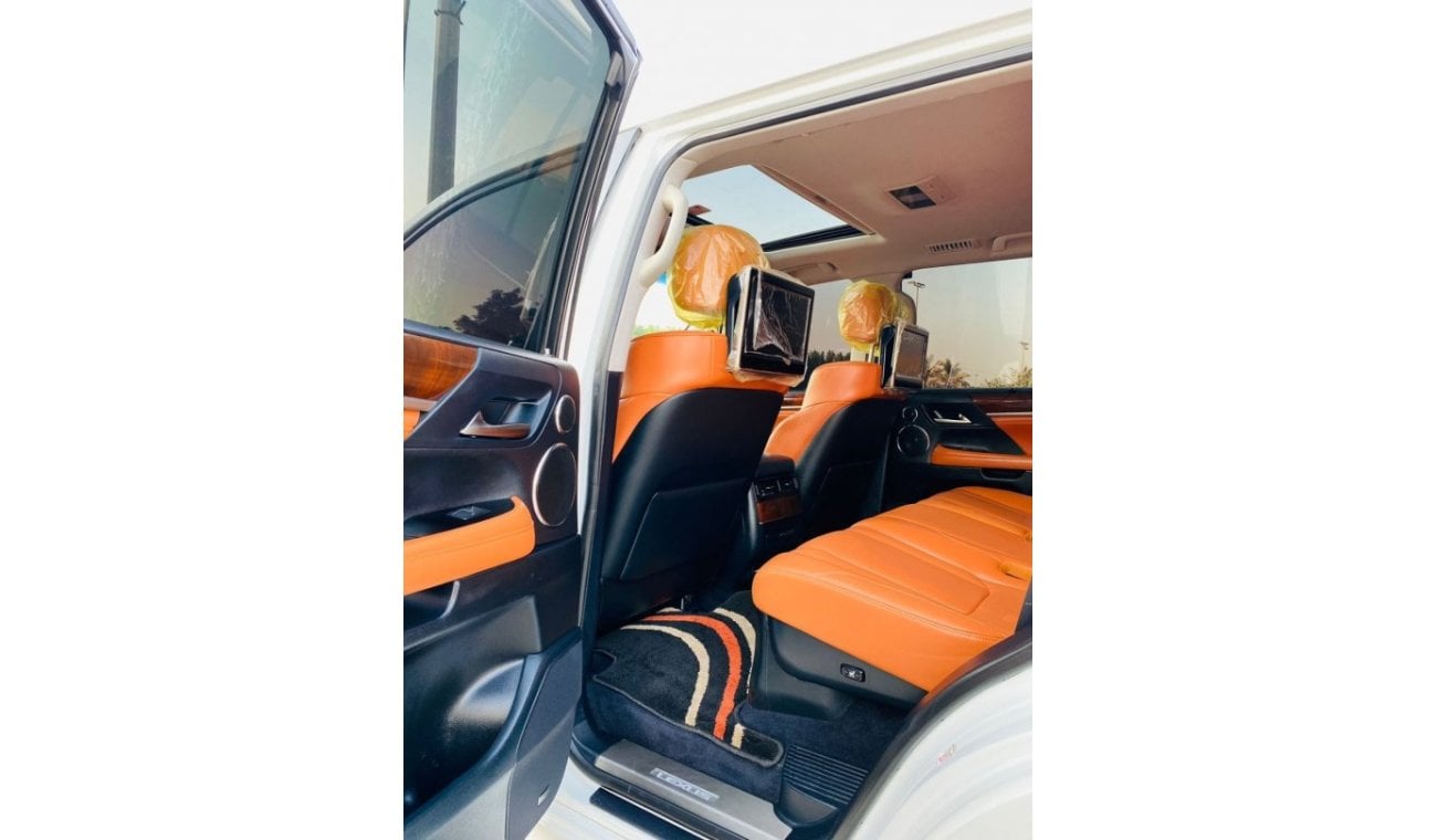 Lexus LX 570 Platinum LUXUS LX570 GCC 2017 SUPER SPORT