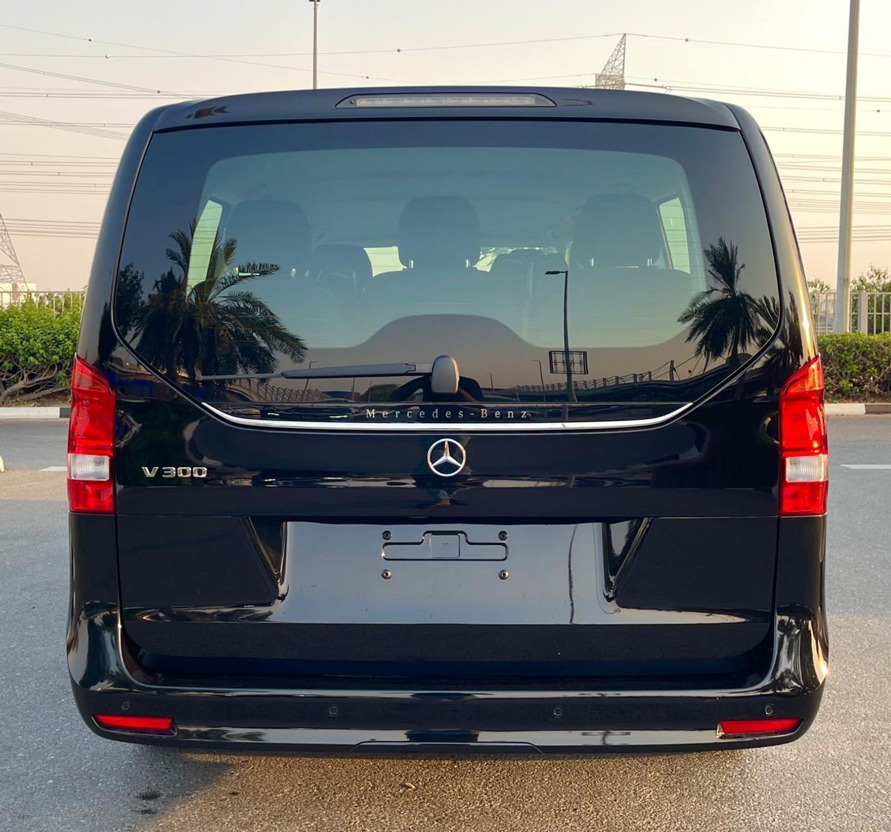 مرسيدس بنز V 300 5 years Warranty 2025 GCC