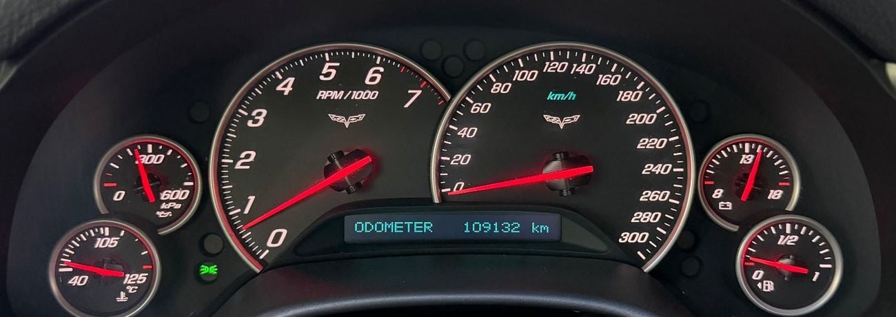 شيفروليه كورفت Original paint .. LS2 .. Perfect Condition .. Japan import ..