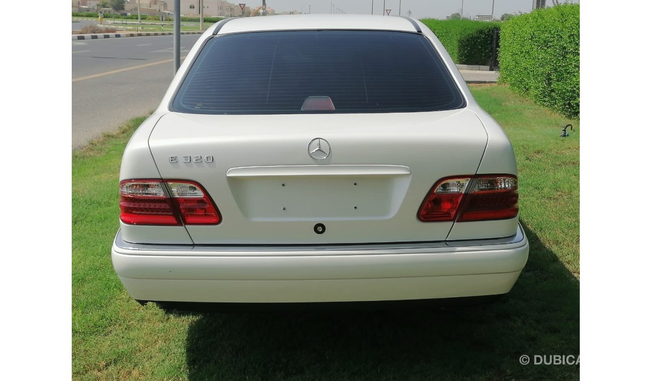 Mercedes-Benz E 320 A luxury six-door limousine, 1998 model, in good condition