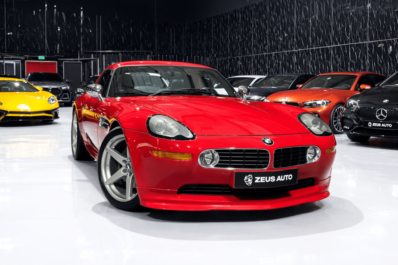BMW Z8 4.9L,V8 ,   6 Speed Manual