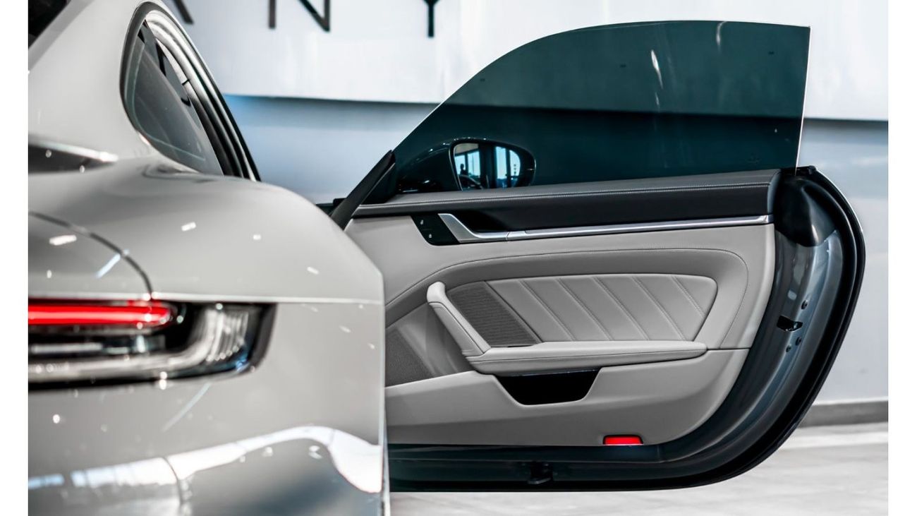 Porsche 911 2024 Porsche 911 Turbo, 2025 Porsche Warranty, Full Service History, Low KMs, GCC