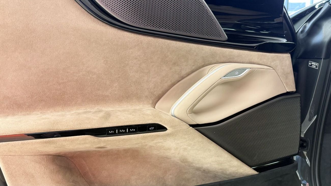 Ferrari Purosangue Ferrari Purosangue 2025 - V12 - Grigio Silverstone