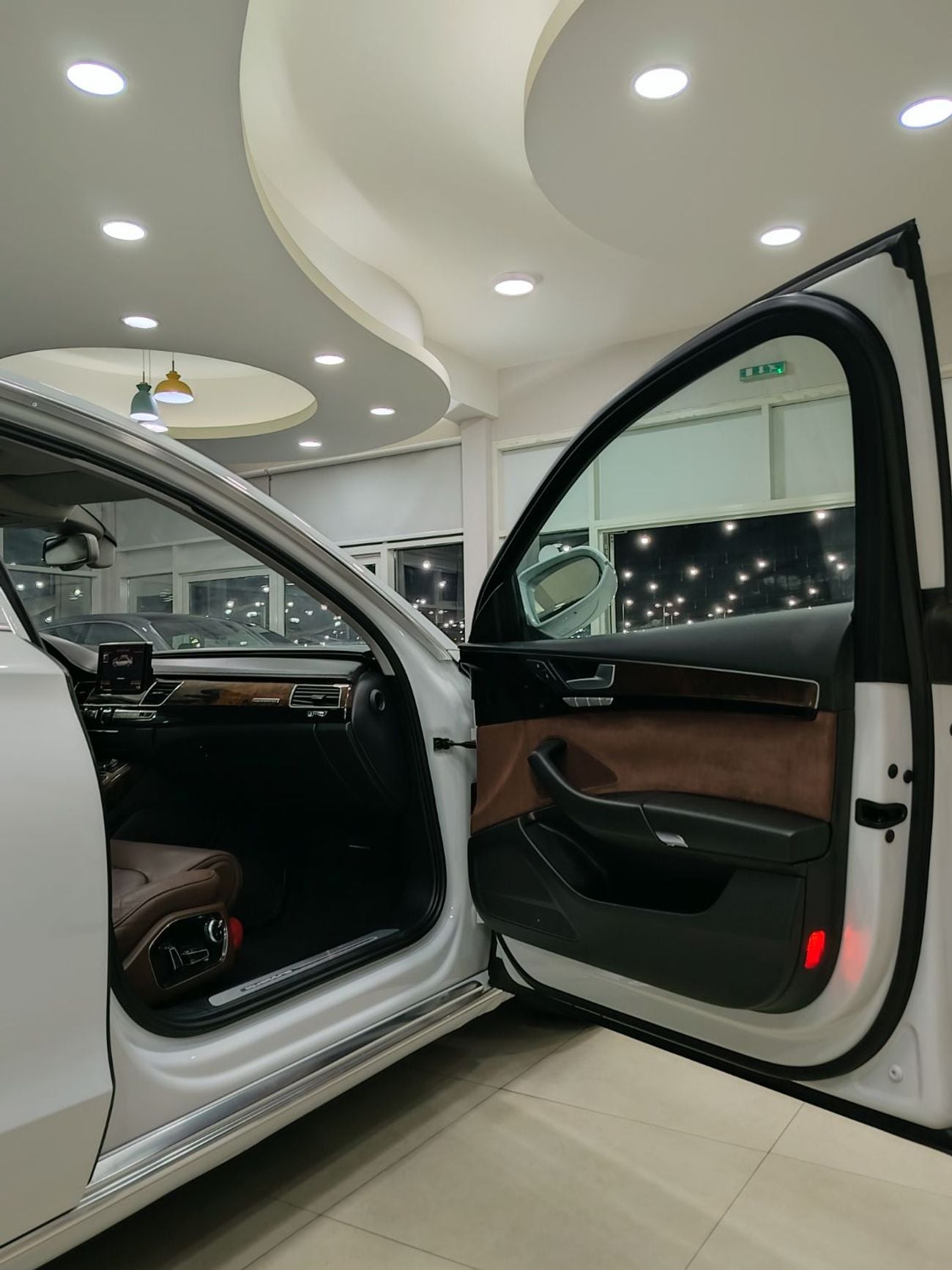 أودي A8 L 50 TFSI