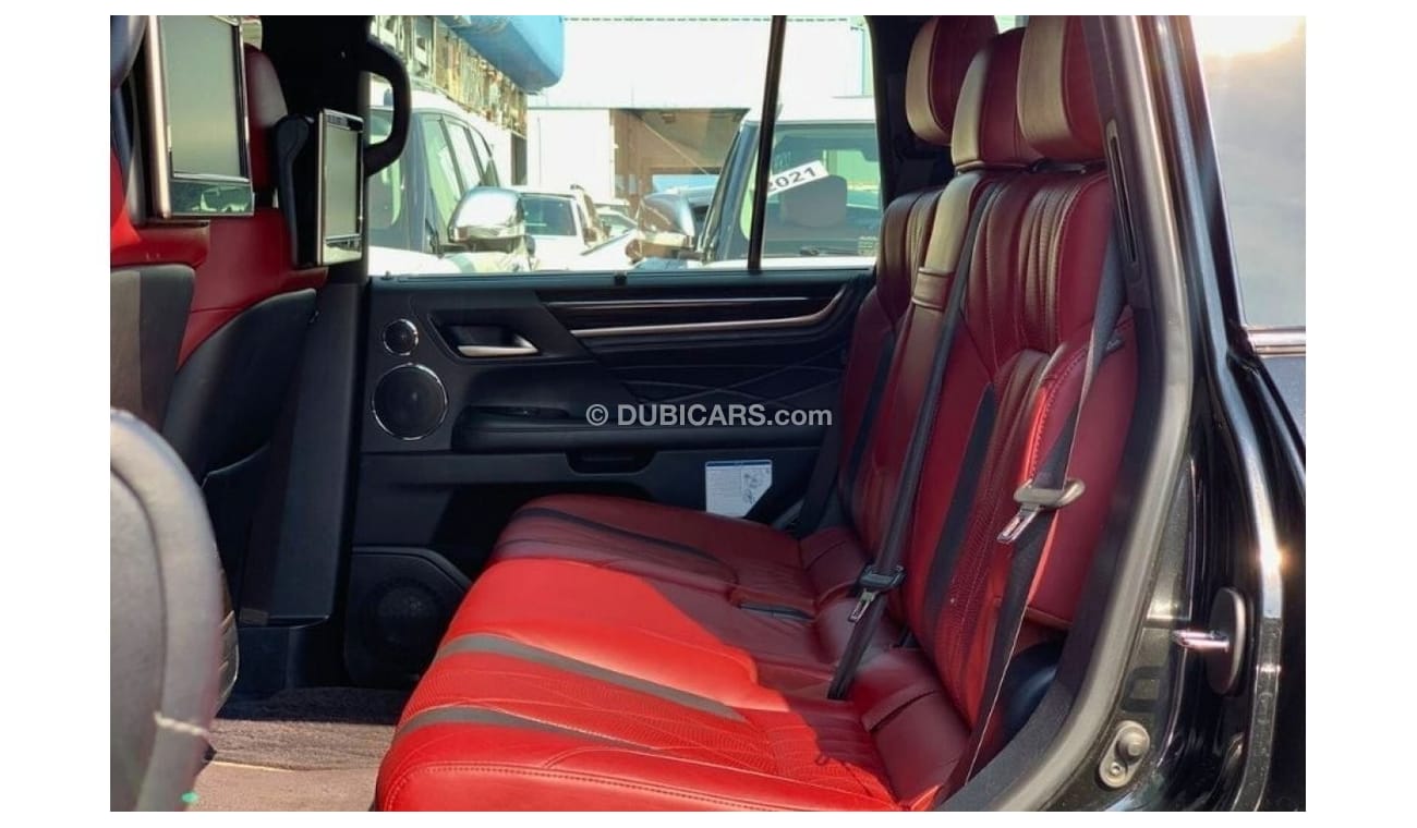 Lexus LX 570 Signature Black Edition