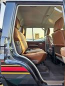 Toyota Land Cruiser Pick Up LX-Z1 LC79 / DOUBLE CABIN AUTOMATIC / 2.8L DIESEL V4 4WD / LETAHER WITH REAR CAMERA / (CODE # LX-Z1)