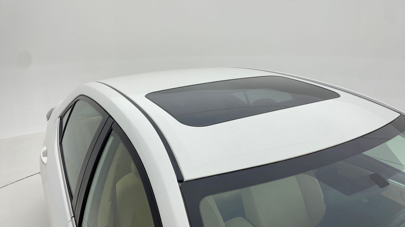 تويوتا كورولا LIMITED 2 | بدون دفعة مقدمة | اختبار قيادة مجاني للمنزل