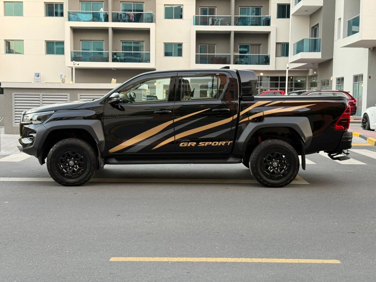 Toyota Hilux 2.8L Special Edition A/T