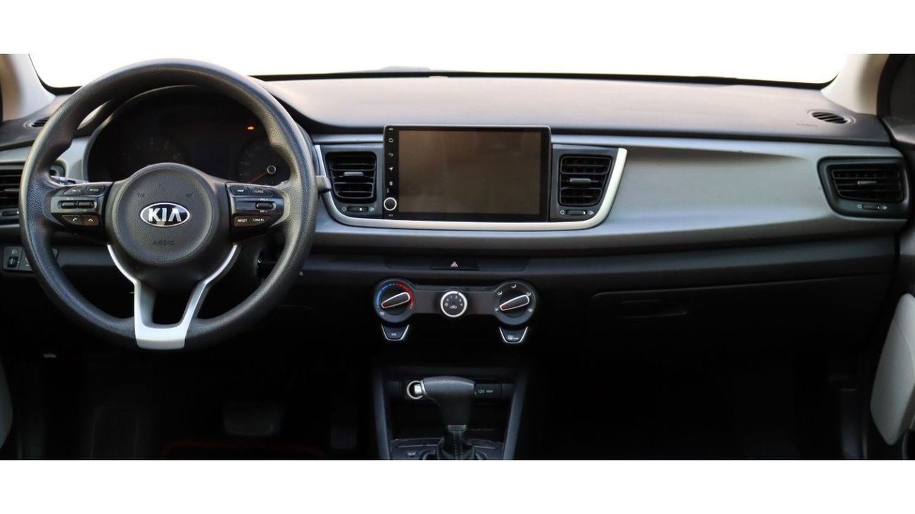 Kia Rio LX ACCIDENTS FREE - GCC - SUNROOF - ORIGINAL PAINT - PERFECT CONDITION INSIDE OUT