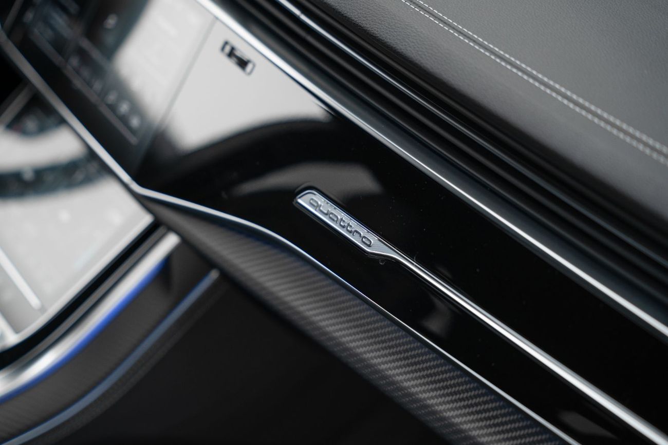 أودي SQ8 4.0 TFSI quattro (507 HP)