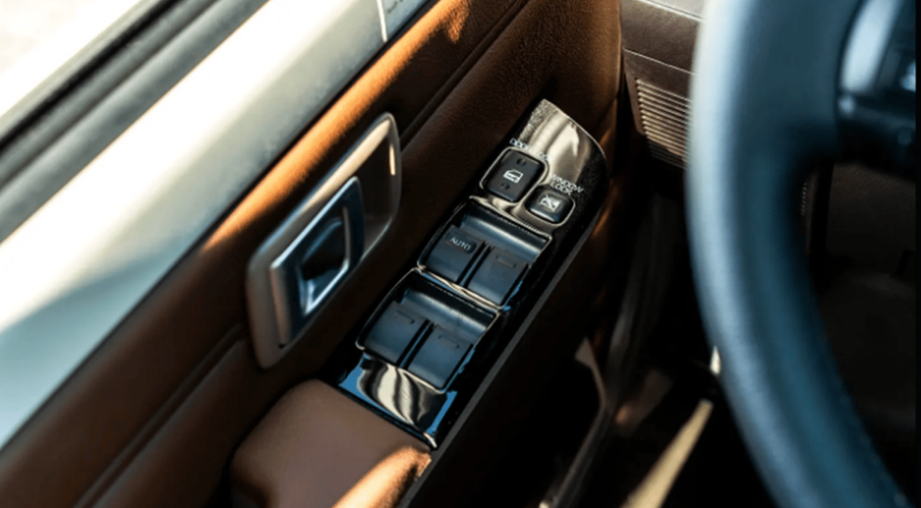 تويوتا لاند كروزر بيك آب ECT0138 - 2025 TLC79 DCab Pick Up - 2.8L Diesel Auto Beige - Full Options