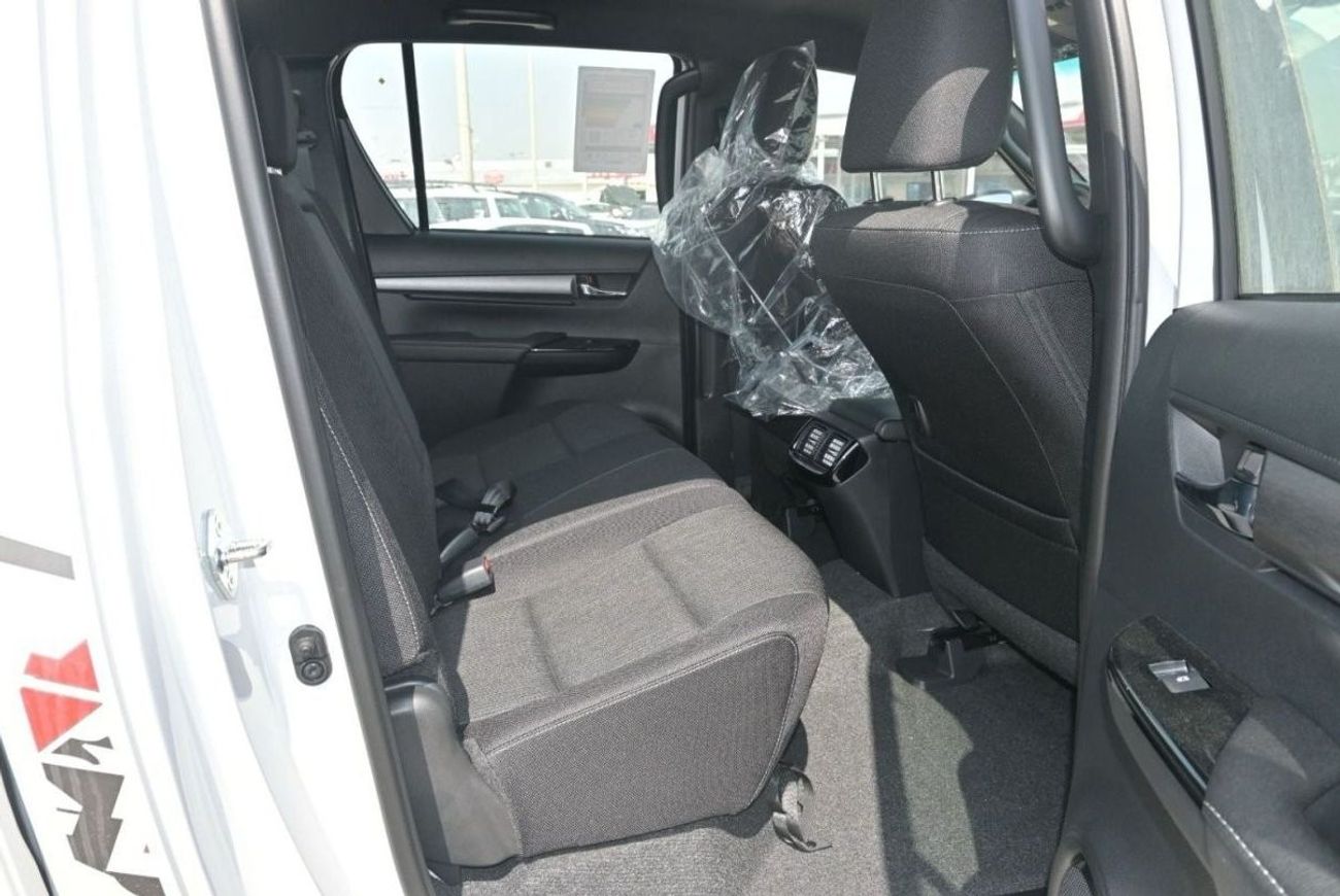 تويوتا هيلوكس TOYOTA HILUX ADVENTURE 4.0L GCC PETROL FULL OPTION