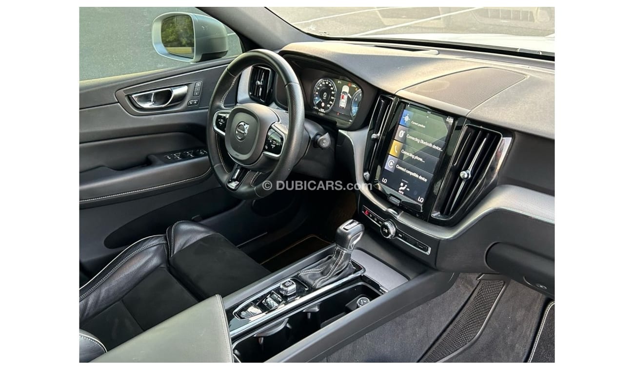 Volvo XC60 R Design XC-60 T5 R-DESIGN 2019 GCC // ORGINAL PAINT // FSH // UNDER WARRANTY // 2KEYS