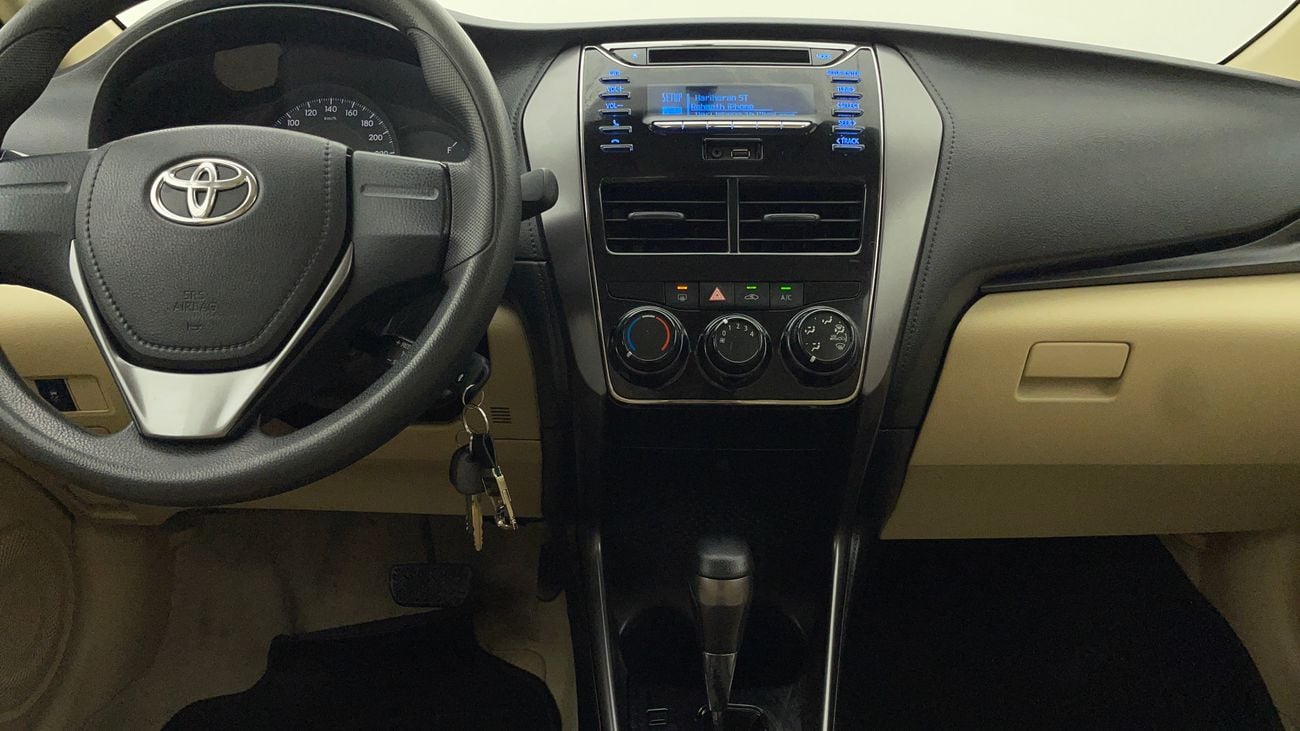 تويوتا يارس SE 1.5 | بدون دفعة مقدمة | اختبار القيادة في المنزل