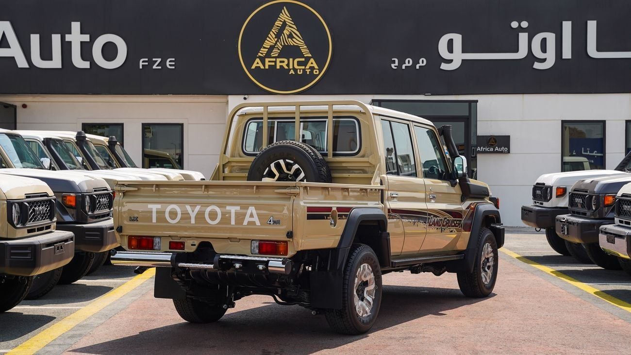 تويوتا لاند كروزر بيك أب 70 TOYOTA LC79 DC 2.8L DSL AT FULL LC79 DC 2.8L DIESEL 26 YM FULL AT