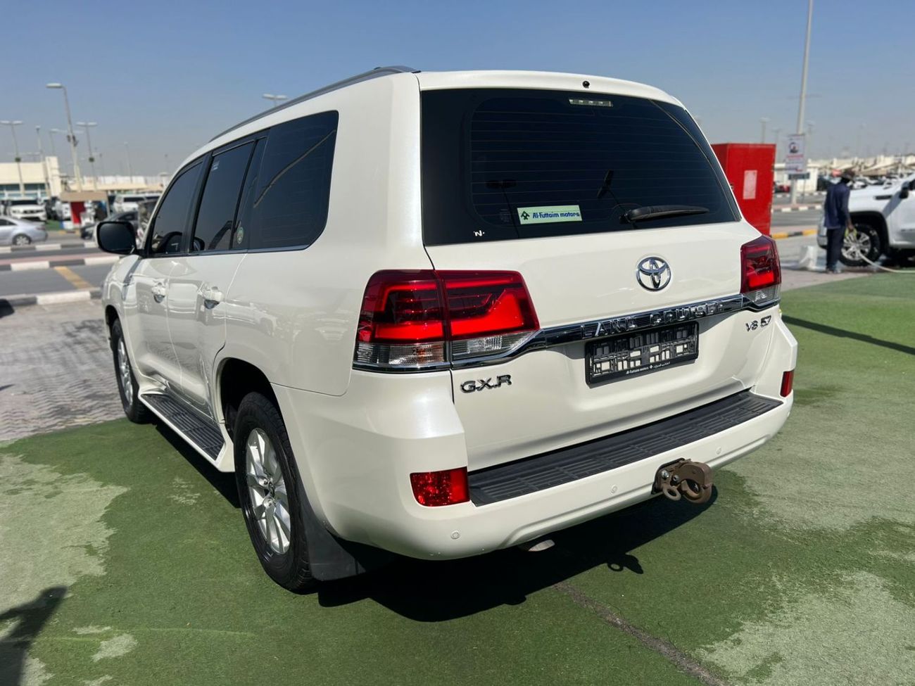 تويوتا لاند كروزر GXR 5.7 /V8
