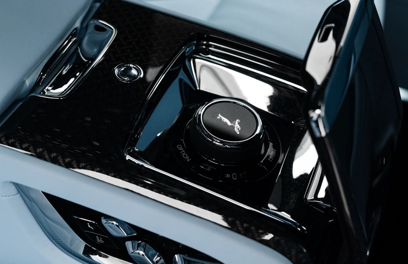 رولز رويس كولينان 6.75L V12 Twin-Turbocharged Engine