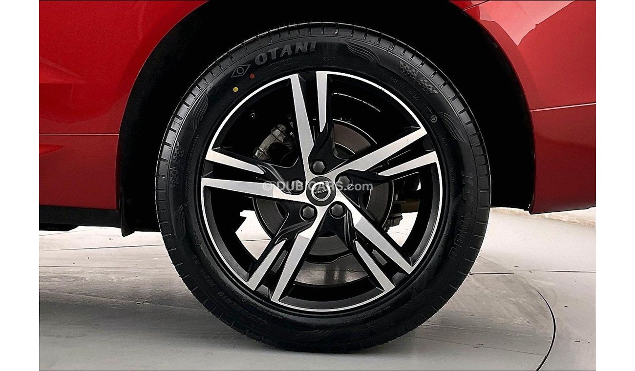 Volvo XC60 T5 R Design