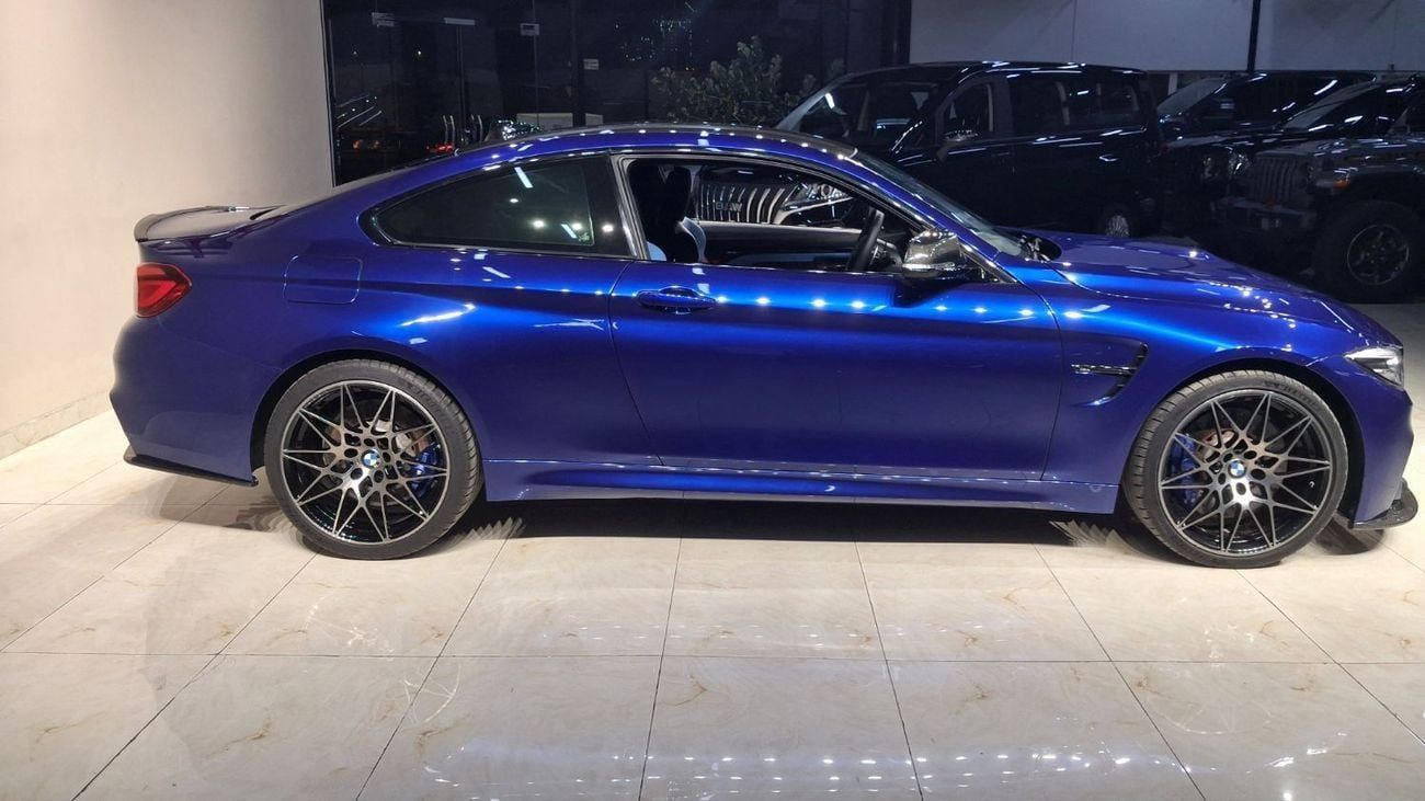 BMW M4 3.0T Competition M xDrive 3.0L