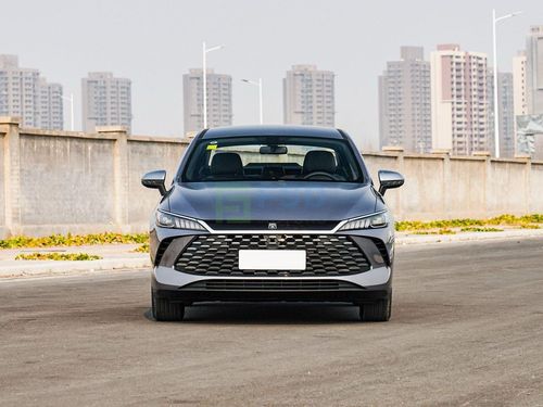 BYD QIN PLUS BYD Qin PLUS DM-i Smart Driving Edition 128KM Aggressive MY-2025