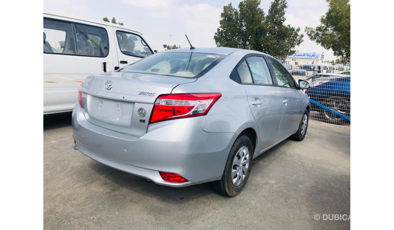 Toyota Yaris 1.3L NOT ACCIDENT, NEVER PAINTED, GENUINE CONDITION