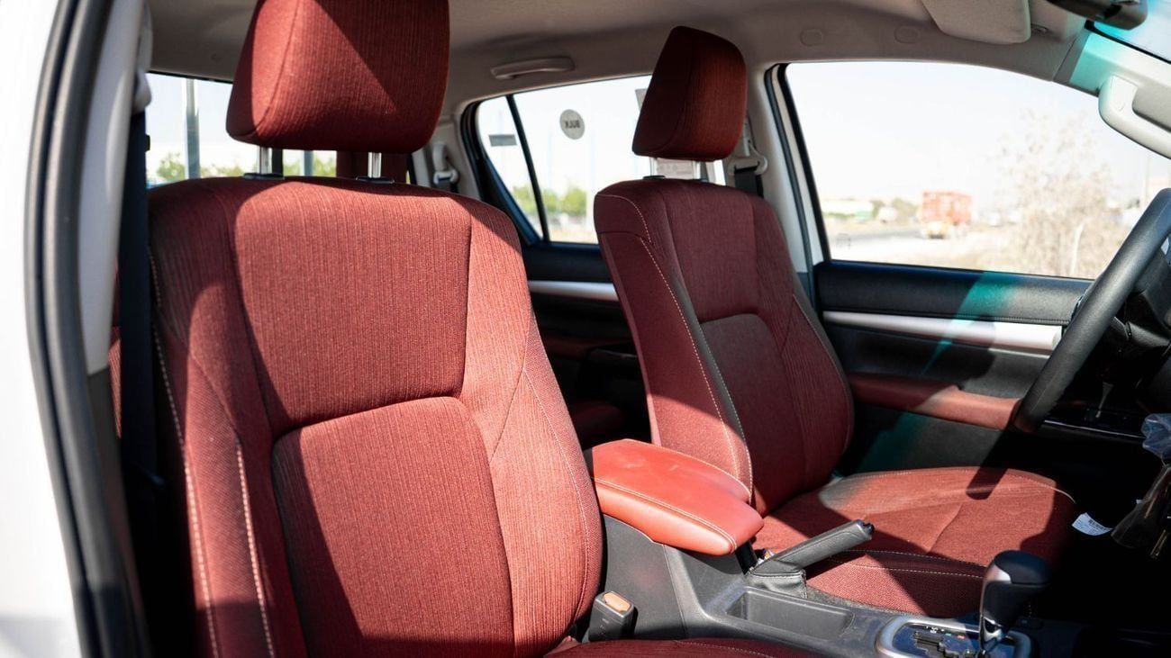 تويوتا هيلوكس 2025 Toyota Hilux GLX 2.7 - White Inside Maroon | Export Only