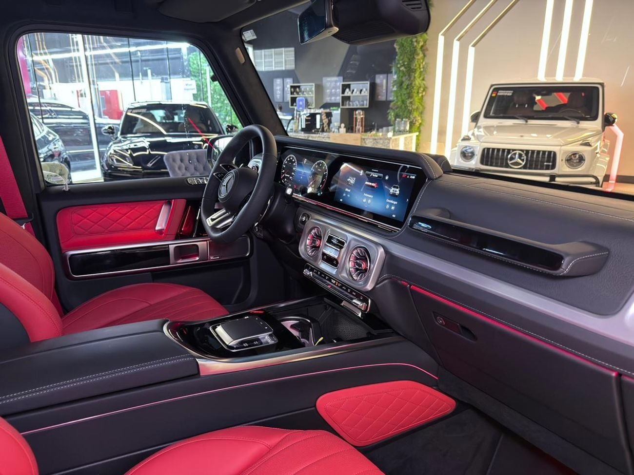 Mercedes-Benz G 63 AMG 4MATIC SUV 2025 Brand New G63 AMG 3 Years Warranty 100k KM - Price including VAT