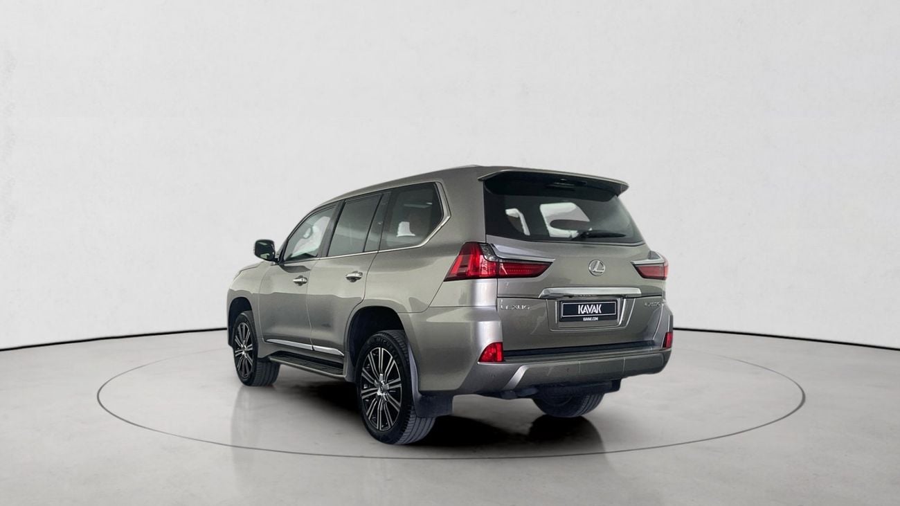 لكزس LX 570 Platinum | upto AED 20,000 Ramadan Discount | شامل الضمان | 0 ﺪﻔﻋﺓ ﺃﻮﻟﻯ