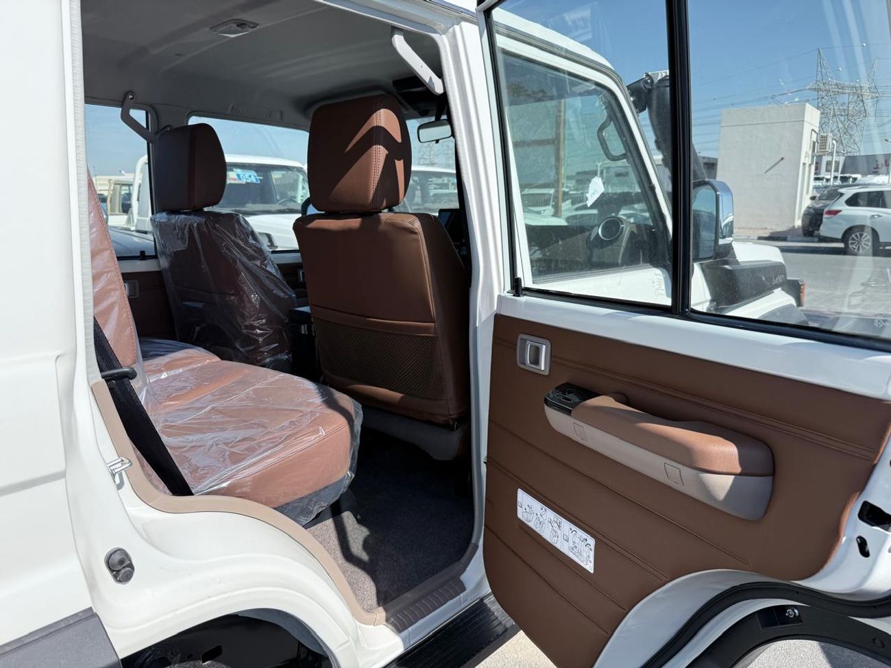 تويوتا لاند كروزر 70 Toyota LC 5 Door 2.8L 2025 AT Full Diesel With Radar