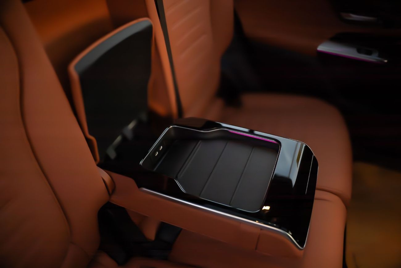 مرسيدس بنز GLC 300 Mercedes-Benz GLC 300 4Matic