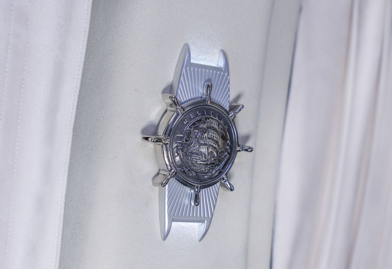 Mercedes-Benz V 300 Ramadan Special Offer | 1 of 28 Magellan Edition | 2 Year Interior Warranty