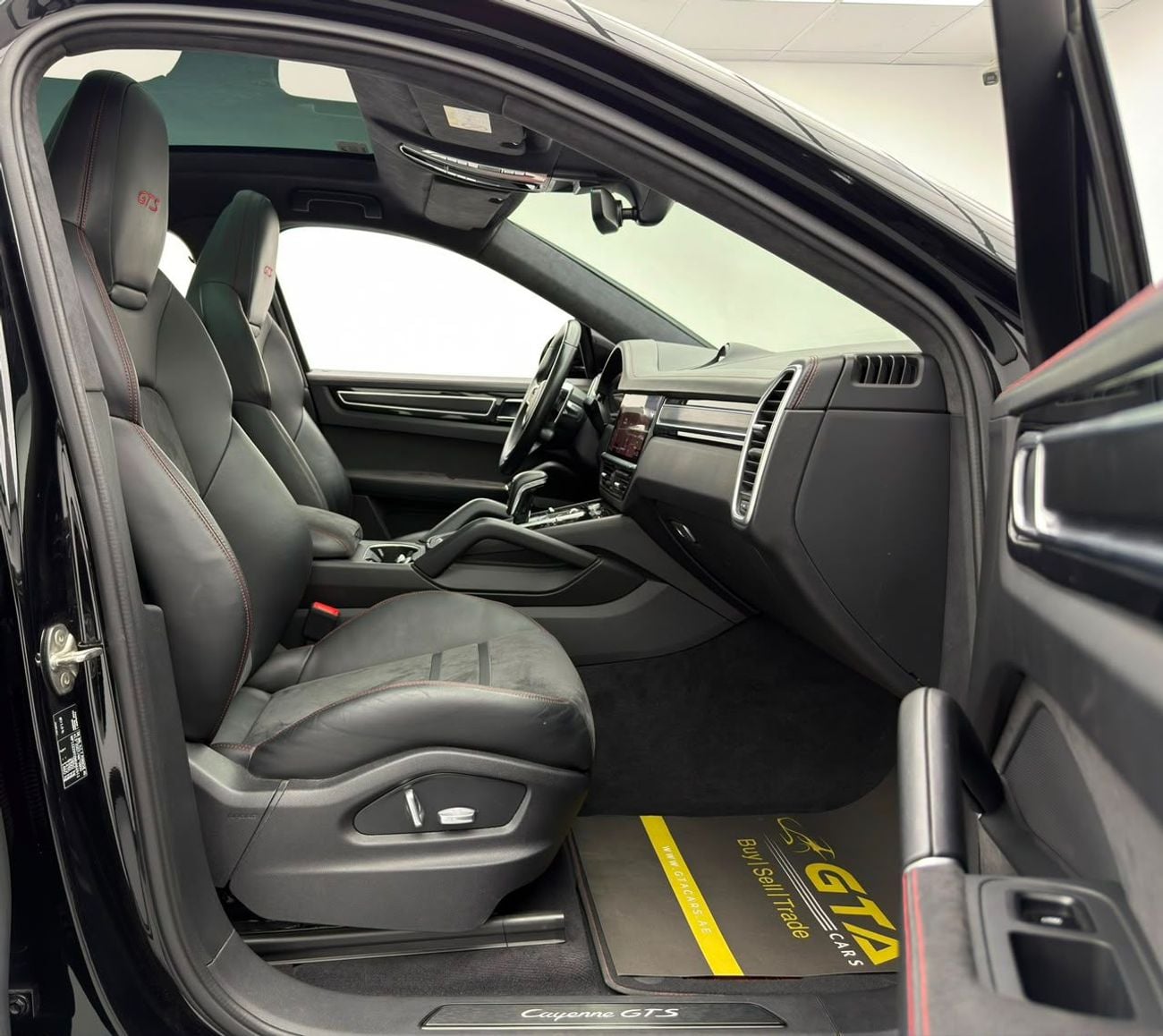 Porsche Cayenne GTS