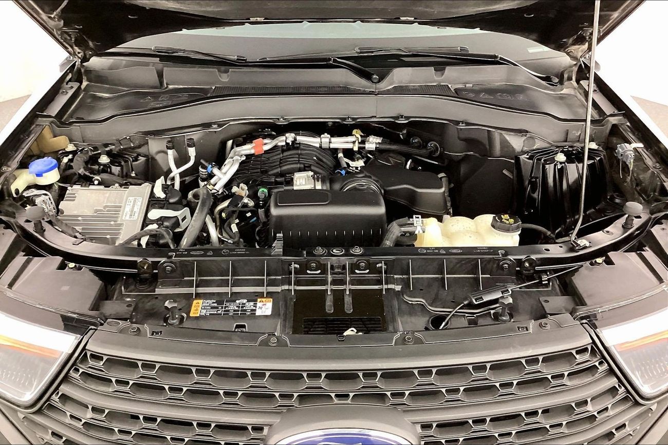 Ford Explorer XL / Standard | National Day Celebration | Guaranteed Warranty | 0 Down Payment