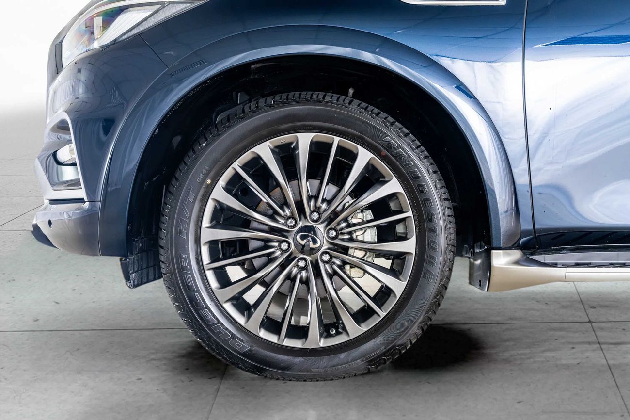 إنفينيتي QX80 LUXE 5.6