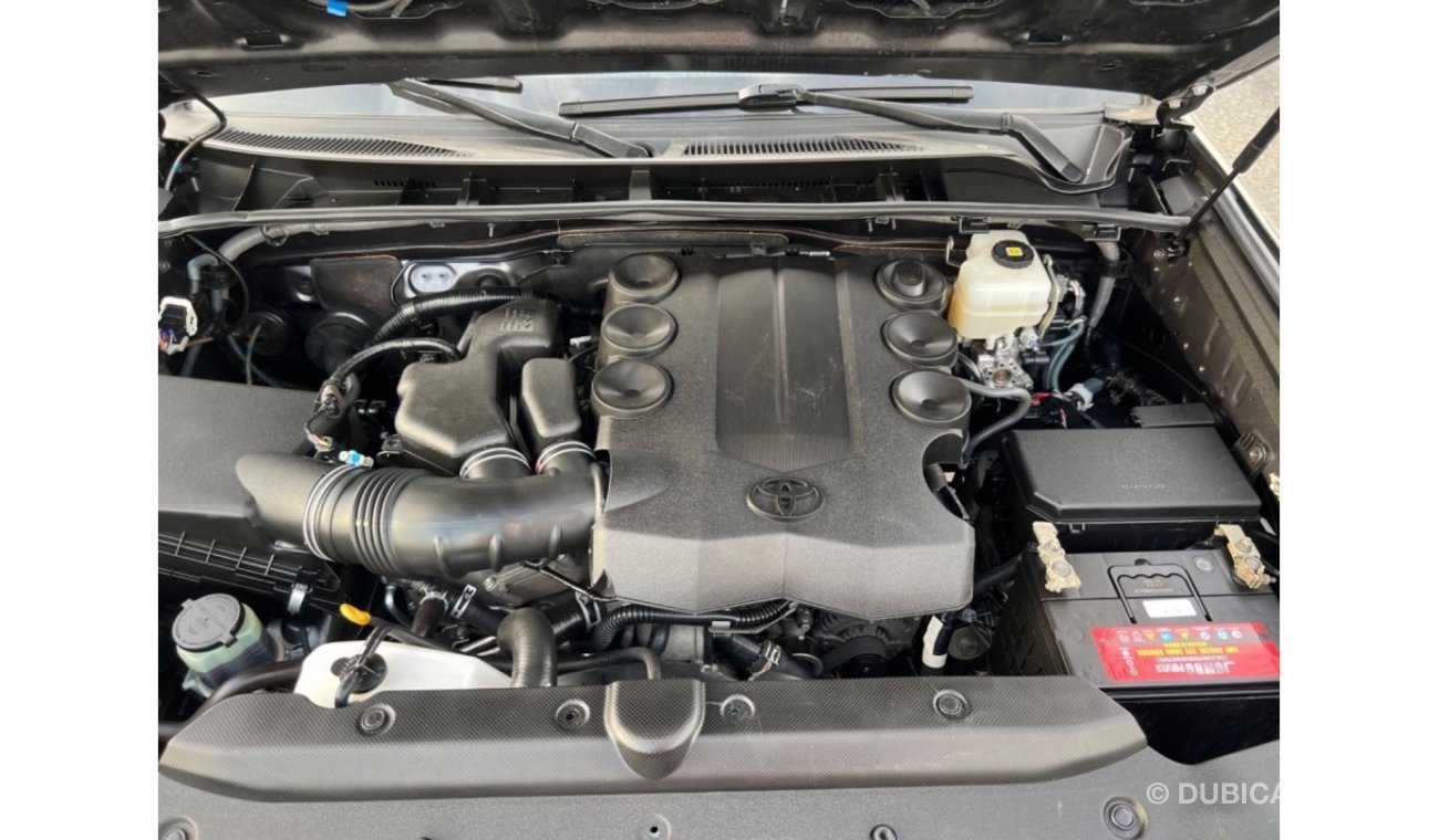 Toyota 4Runner SR5 PREMIUM 4x4 SUNROOF 7-SEATER FULL OPTION 2018 US IMPORTED