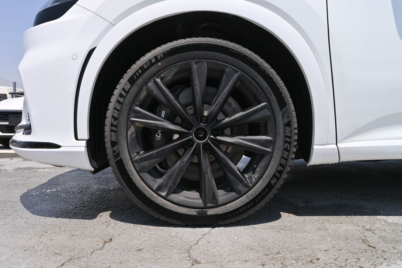 لكزس RX 500h F SPORT PERFORMANCE Lexus RX500h F-Sport 2.4L Turbo + Hybrid, AWD Model 2025 Color White