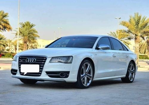 Audi S8