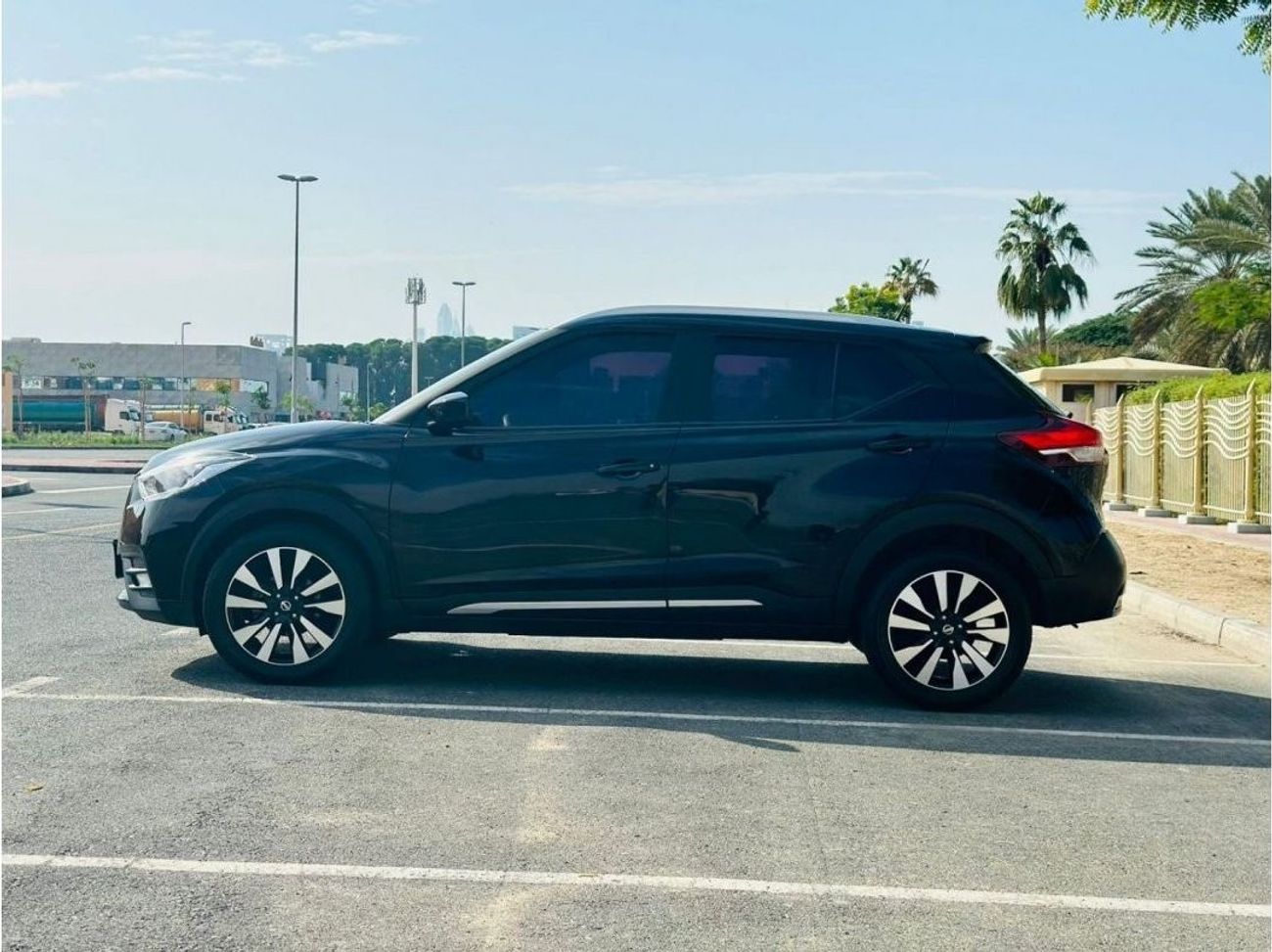 نيسان كيكس GCC || LOW MILEAGE ||840PM ||NISSAN KICKS 1.6L || SERVICE HISTORY || 0% DOWN PAYMENT || WELL MAINTAI