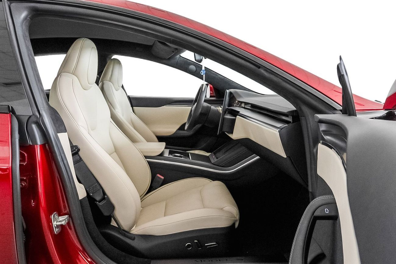 Tesla Model S Plaid (AWD)