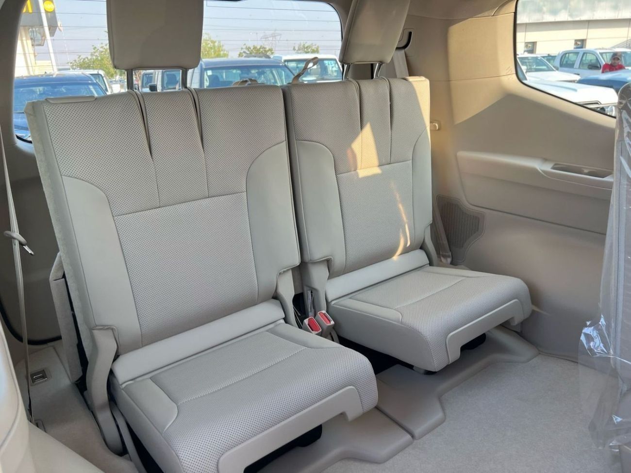 تويوتا لاند كروزر GXR 4.0L TOYOTA LAND CRUISER GXR 3.5L SUV 4WD 2025