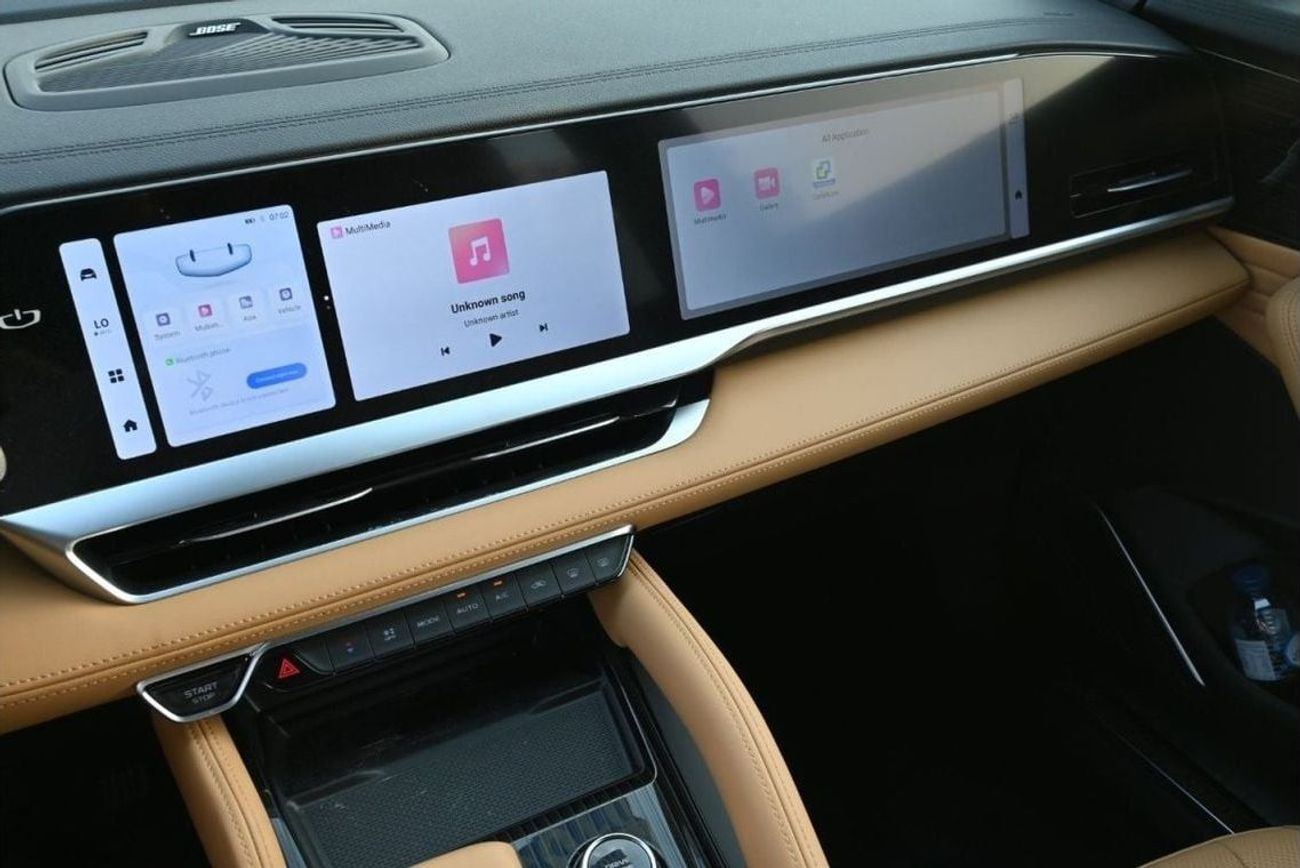 جيلي مونجارو Geely Monjaro 2.0L Turbo, 4WD Petrol, Model 2024 , Color Matt Black