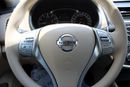 Nissan Altima SV ACCIDENTS FREE - GCC - MID OPTION - PERFECT INSIDE OUT