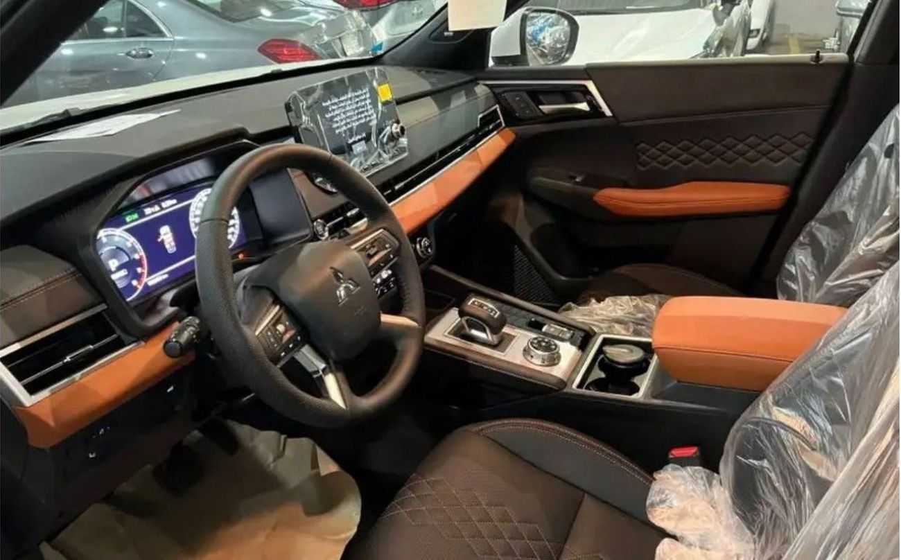 Mitsubishi Outlander 2025 MITSUBISHI OUTLANDER 2.5L 4 CYL AUTOMATIC PETROL