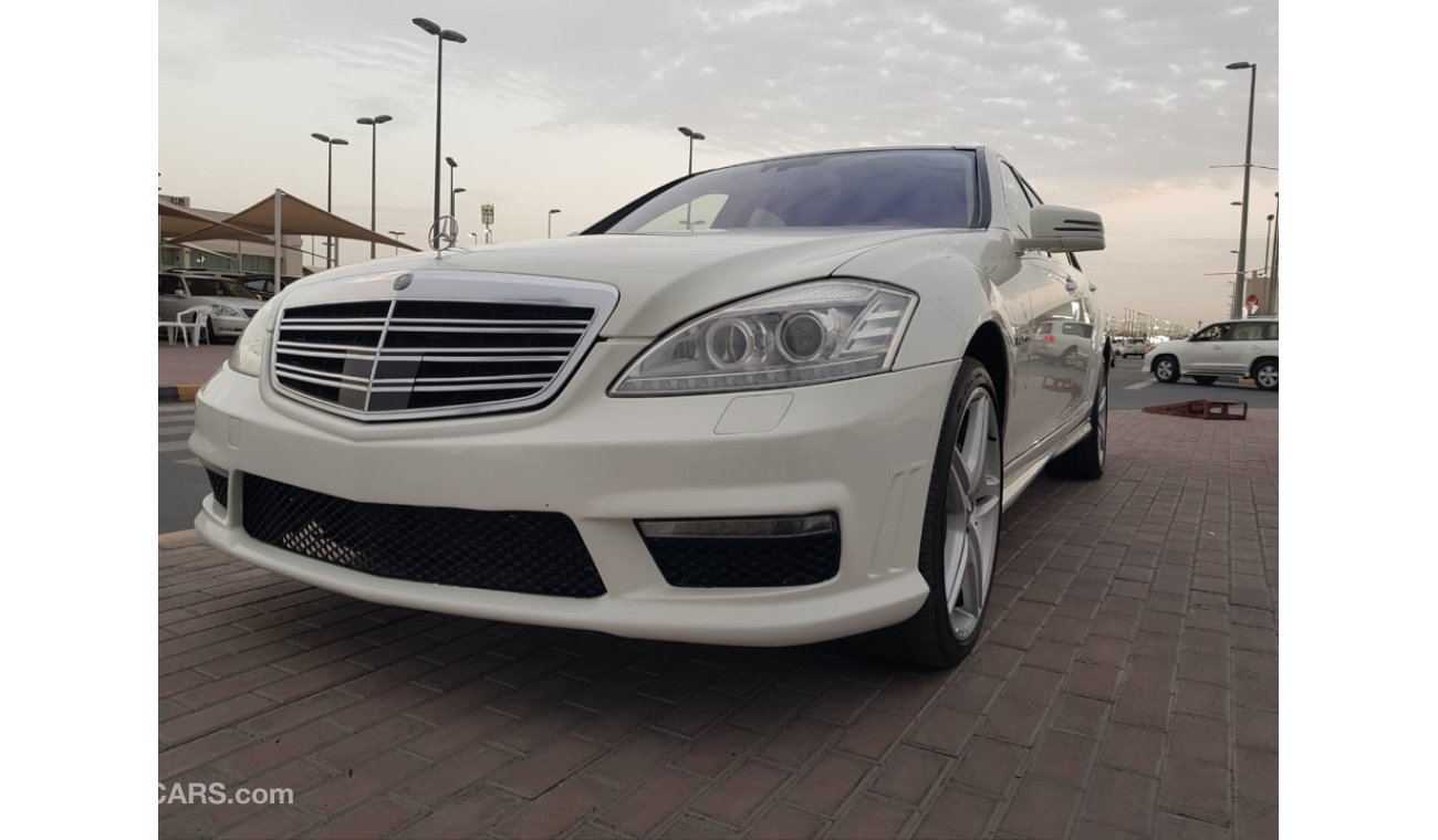 Mercedes-Benz S 500 Mercedes Benz S500 model 2008 GCC car prefect condition full service full option low mileage