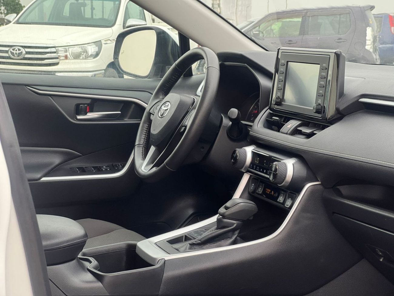 تويوتا راف ٤ 