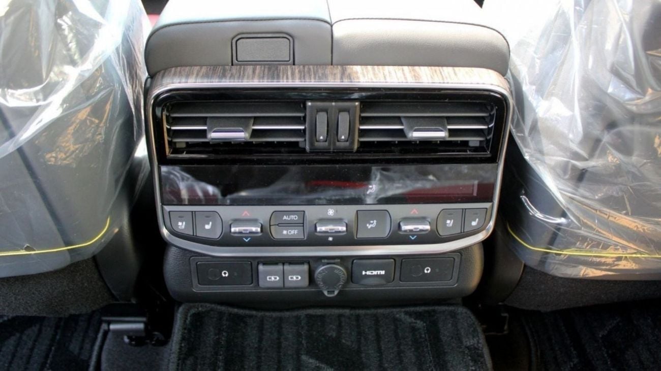 Toyota Land Cruiser TOYOTA LC300 3.5L VXR (Export Only)