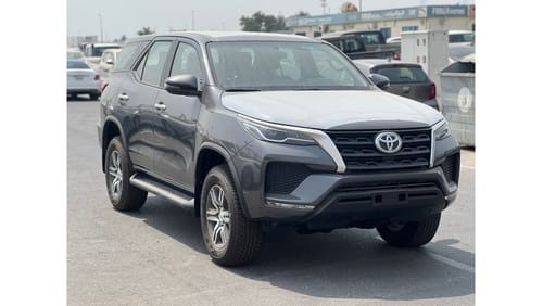 تويوتا فورتونر TOYOTA FORTUNER 2.7L 4X4 VXR
