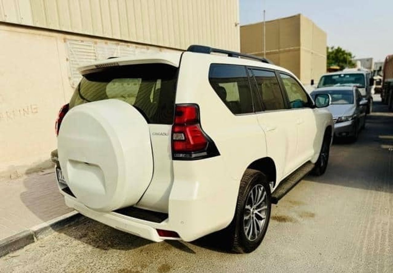 تويوتا برادو Kakadu 2018 Model Diesel Engine Full Option Top Of The Range