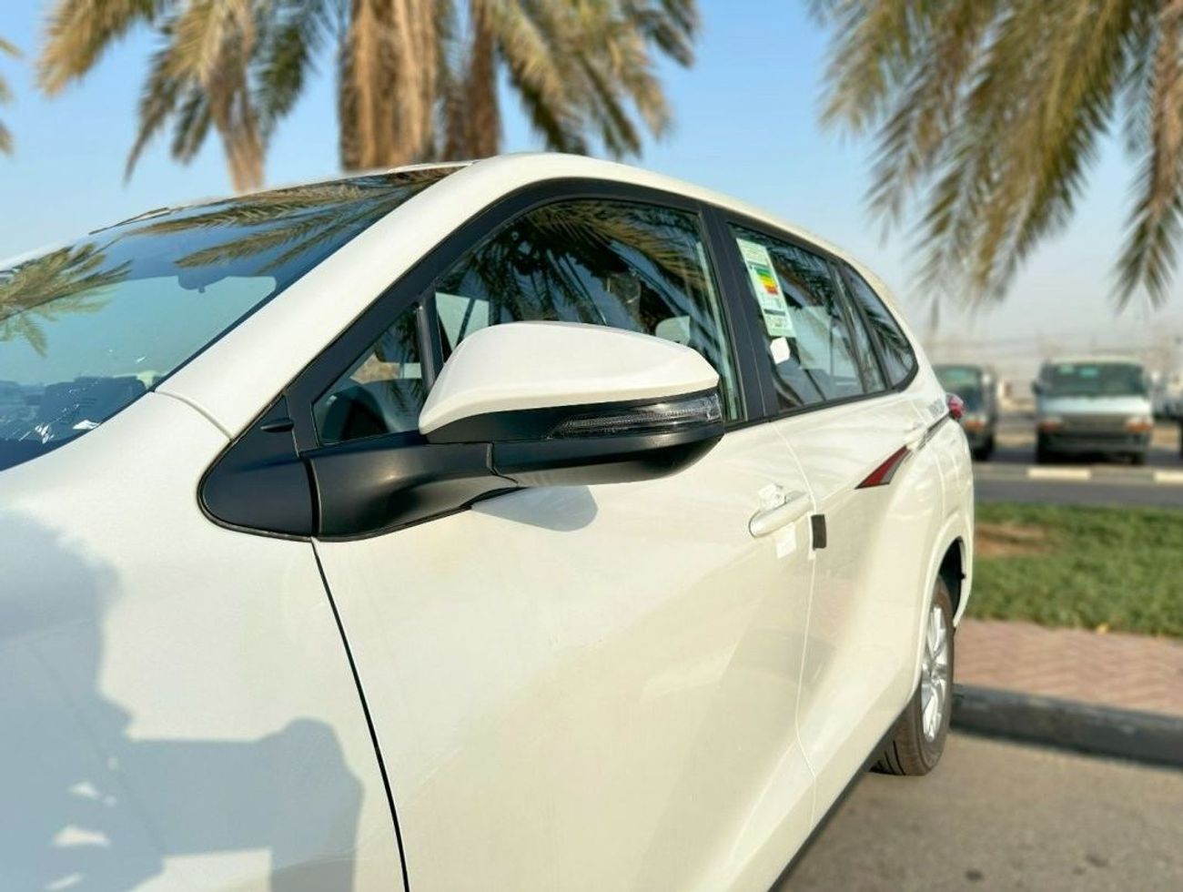 تويوتا إينوفا Toyota Innova 2.0L, FWD Petrol-2.0 L. 2024