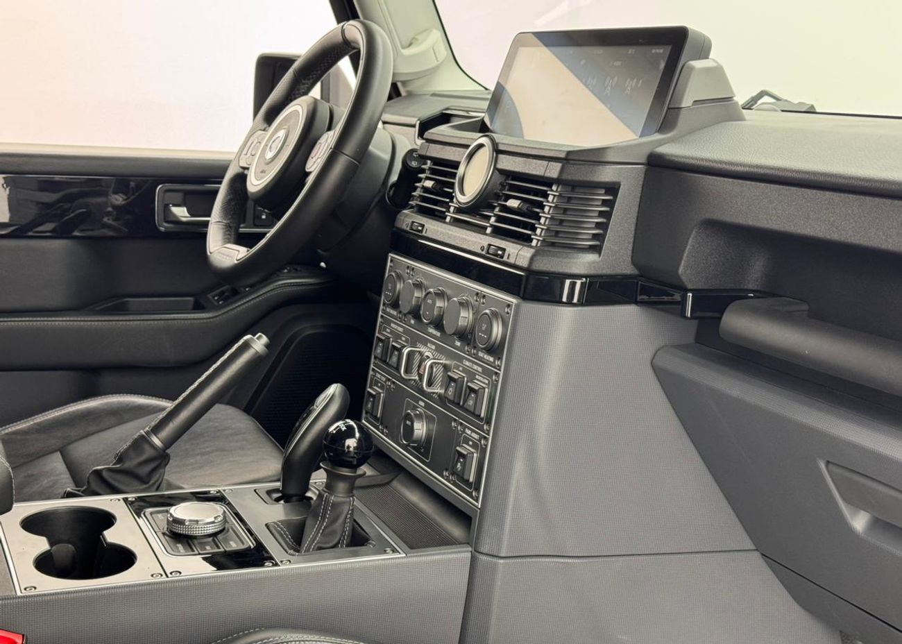 INEOS Grenadier 2023 Ineos Grenadier Trailmaster, 2027 Ineos Warranty, Ineos Service Histro